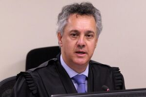 TRF-4: Gebran nega liminar e mantém execução da pena de Lula