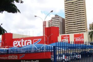 Redes de supermercados abrem 100 vagas de emprego em Campo Grande