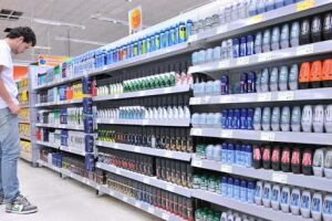 Procon aponta variação de preço de até 200% em produtos de limpeza e higiene
