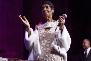 Morre Aretha Franklin, lenda da soul music, aos 76 anos