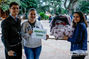 Entidades religiosas protestam contra o aborto na Praça do Rádio