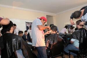 Prefeitura inicia curso de barbeiro e cabeleireiro
