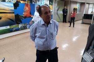Zé Teixeira critica excesso de partidos políticos no país