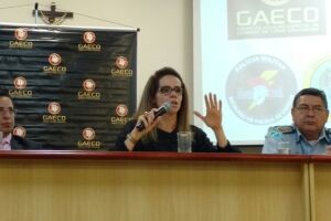 A chefe do Gaeco, promotora Cristine Mourão, no dia da operação