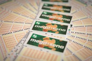 Mega-Sena: ninguém acerta as seis dezenas e prêmio vai a R$ 36 milhões