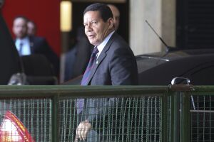 Mourão chama nomeação de Marun de ‘prêmio’ e pede ‘cabeça’ de ex-ministro