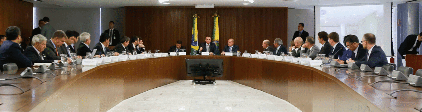 Bolsonaro e ministros debatem hoje metas dos próximos 100 dias
