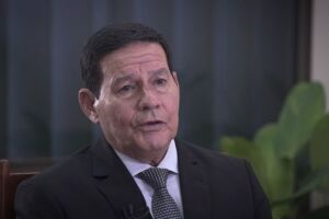 Mourão diz que só vê confronto com Venezuela se Brasil for atacado: 'Maduro não é louco'