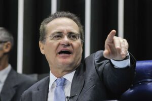 Na Lata: em briga com jornalista, Renan Calheiros revela intimidade sexual de ex-senador de MS