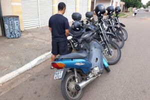'Negócios inacabados': jovem parcela compra de moto furtada e vai preso por receptação