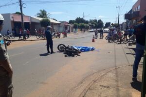 Motociclista tenta evitar batida, cai embaixo de caminhão e morre no São Conrado