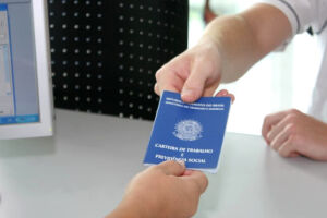 Está à procura de emprego? Confira dicas para você conseguir uma vaga