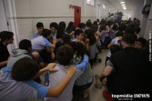Após tiro em sala, escola simula situação de crise e executa plano de evacuação na Capital