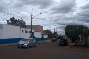 PERIGO NA RUA: escola vira point de acidentes no Tijuca