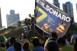 Bolsonaro entra em confronto com entidades federais por ‘festejar’ Golpe de 64