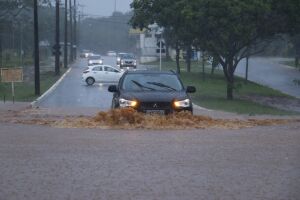 Meteorologia alerta para risco de enchentes em todo o MS
