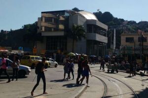 Polícia apreende adolescente que planejava ataque a escola no Rio