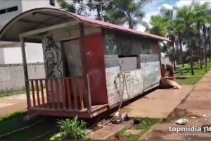 VÍDEO: usuários de drogas voltam para Orla Ferroviária e aterrorizam vizinhança