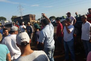 Petrobras tenta amenizar crise, mas é insuficiente; caminhoneiros em MS ameaçam greve