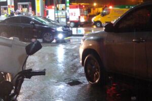 Bebê é atropelado em pátio de posto de gasolina
