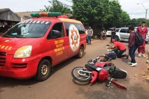 Após bater em veículo de estudante de medicina, motociclista morre em hospital