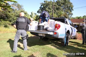 VÍDEO: agentes saem com caminhonete abarrotada de eletrônicos apreendidos em casa de luxo