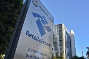 PF apreende computadores de servidores da Receita que acessaram dados de Bolsonaro