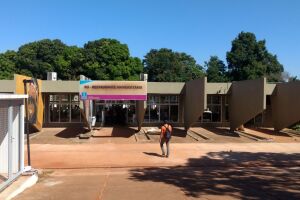 Mulher é roubada por bandido armado dentro da UFMS