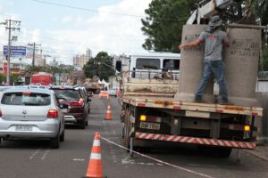 População comemora fim das enchentes e revitalização da Avenida Bandeirantes