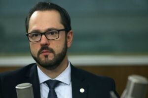 Presidente de instituto responsável pelo Enem é demitido com menos de um mês no cargo