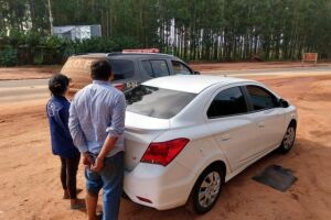 Homem é preso a caminho do Paraguai com veículo roubado no MT