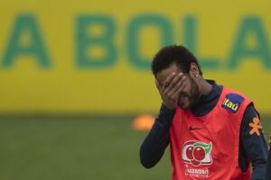 Real Madrid 'joga a toalha' para Neymar após polêmica e pedido da torcida