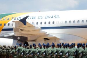 Militar brasileiro é detido com droga no aeroporto de Sevilha, na Espanha
