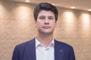 Novo presidente do BNDES já foi condenado por arrombar portões de condomínio