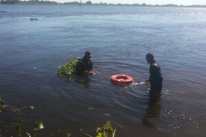 Bombeiros buscam por suposta vítima de afogamento no rio Paraguai