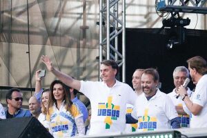 Em marcha, Bolsonaro diz que evangélicos mudaram o destino do Brasil
