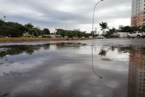 Apesar de chuva forte, Campo Grande amanhece sem estragos