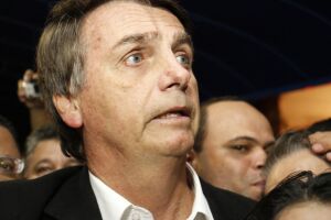Bolsonaro: 'vou indicar ministro terrivelmente evangélico para STF'