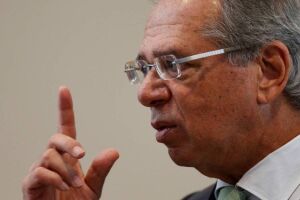 Saques do FGTS e PIS-Pasep devem liberar R$ 63 bilhões, prevê Paulo Guedes