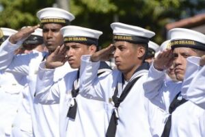 Concurso da Marinha oferece 90 vagas e recebe inscrições até 16 de agosto