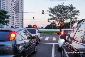 Prefeitura vai controlar semáforos em tempo real em Campo Grande