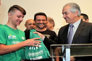 Governador anuncia orçamento de R$ 2,8 milhões para ampliação do Bolsa Atleta e Bolsa Técnico