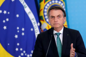 "Em 2022 ou 2026 entregarei um Brasil melhor", afirma Bolsonaro