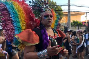 Parada da Cidadania leva o tema 'LGBtfobia é crime sim' para ruas de Campo Grande