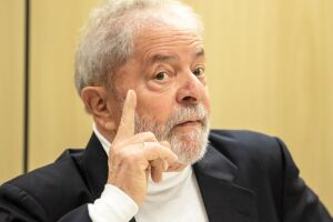 TRF nega pedido de Lula para incluir mensagens em processo do sítio