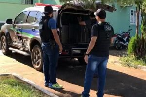 Policiais civis cumprem mandados de prisão e captura condenados por estupro e roubo