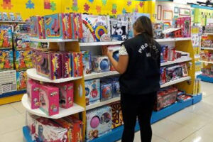 Dia das crianças: Procon verifica queda de preços em brinquedos