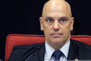 Alexandre de Moraes vota por prisão em segunda instância