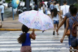 Prepare o agasalho: sol não aparece na Capital e previsão é de muita chuva e frio neste domingo