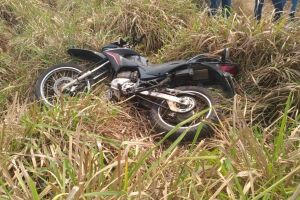 Motociclista é encontrado morto próximo de córrego em Ribas
